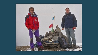 Auf dem Gipfel der "Racherin" - Hubert und Cousin Hannes Schmidl